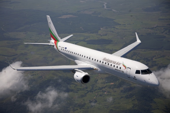 The fleet of Bulgaria Air has increased by a third aircraft Embraer E-190 LZ-BUR 